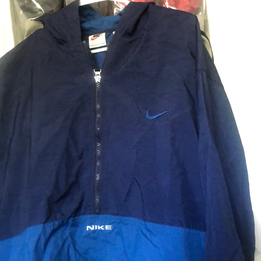Nike windbreaker